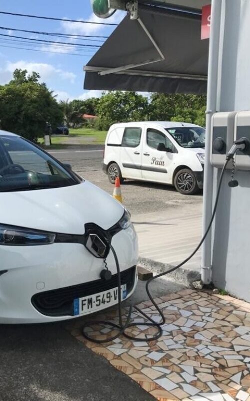 Zero export and EV charging of a supermarket in Guadeloupe 2